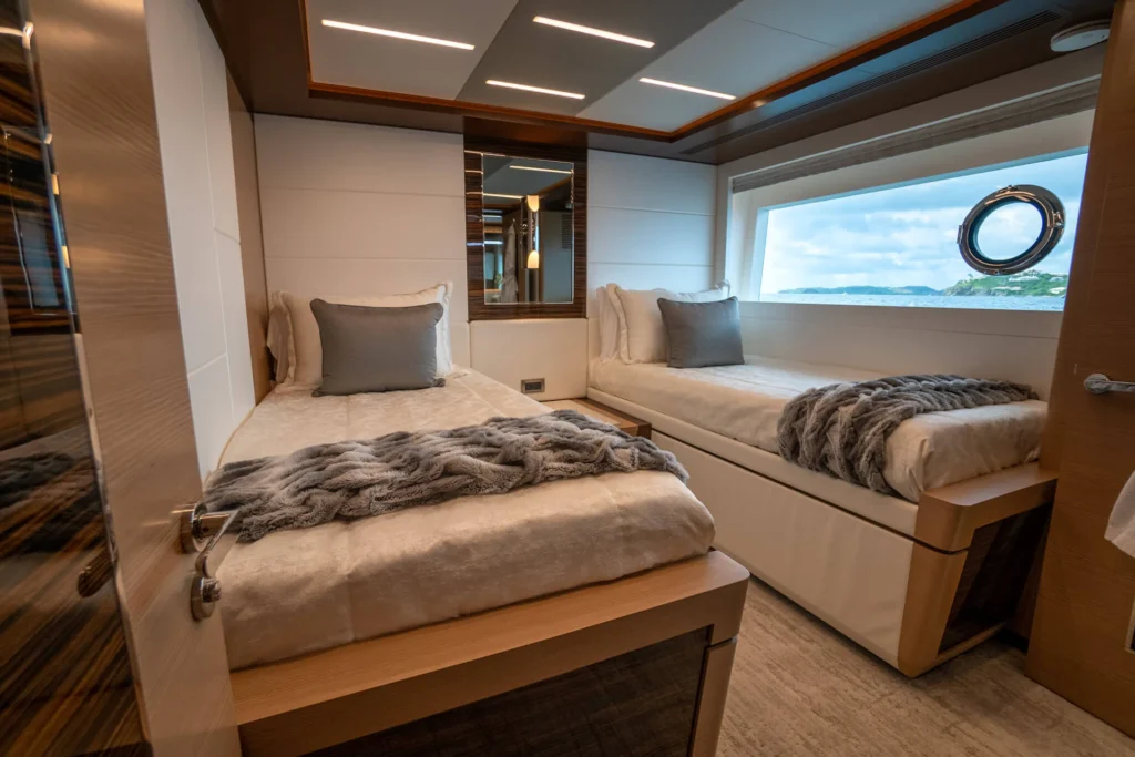 Bahamas yacht charter