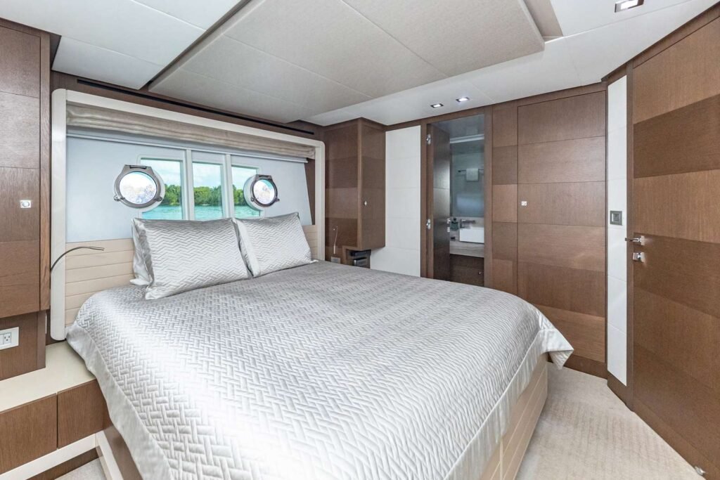 Bahamas yacht charter