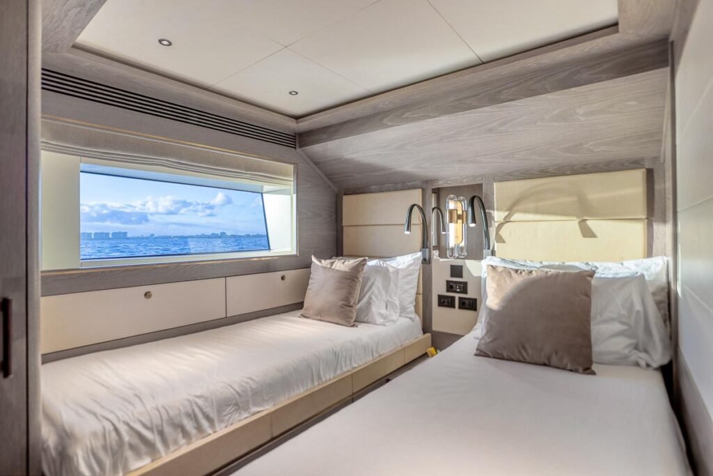 Bahamas yacht charter